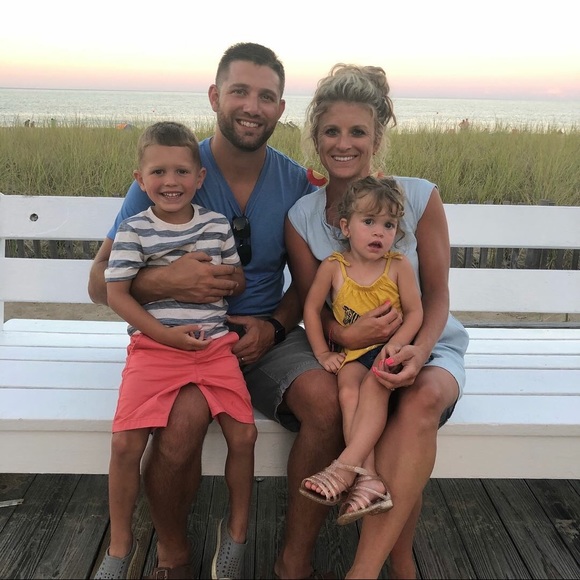 Meet your Posher, Megan - Picture 2 of 2